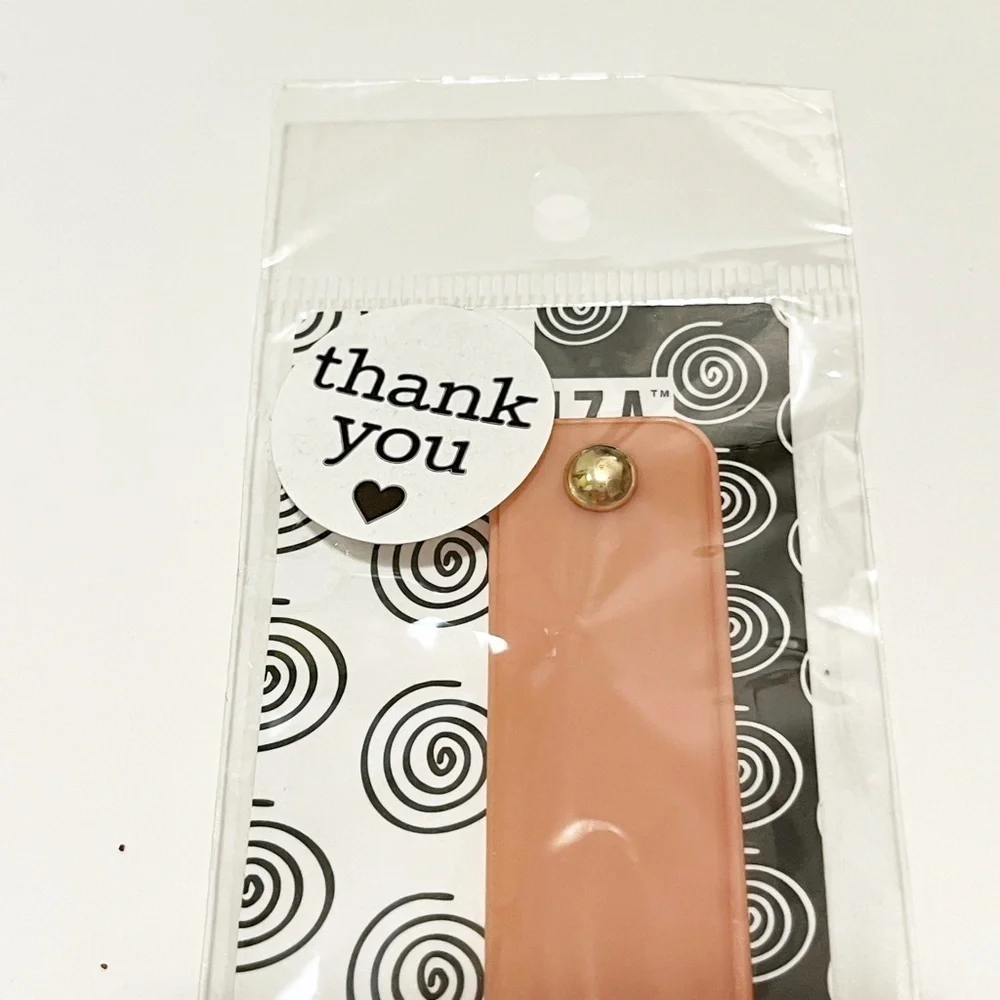 Brand New With Tags! Zoqiza portable cell phone finder strap bracket in pink. OS